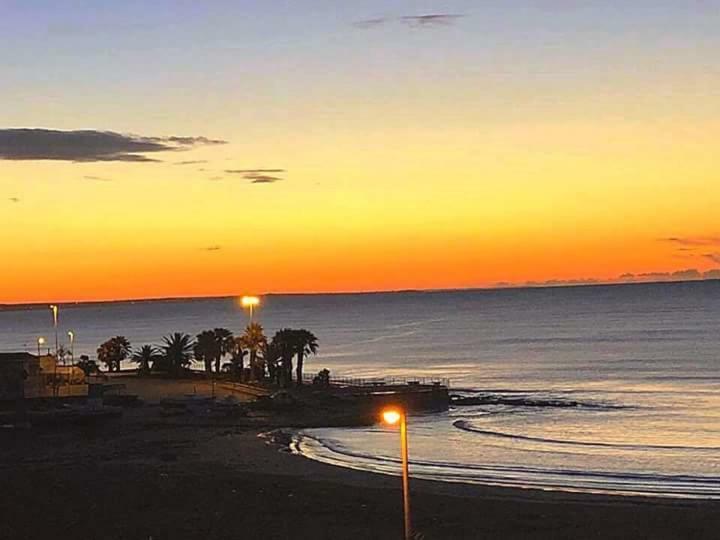 A Pozzallo Vicino Al Mareヴィラ エクステリア 写真